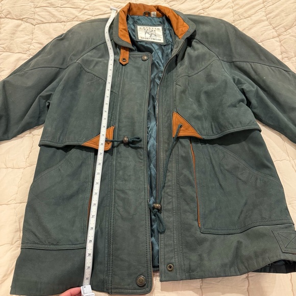 Vintage Women’s 100% Leather Jacket Oversized 90s Coat - Picture 8 of 10